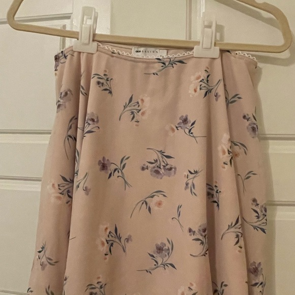 ASOS Design Lace Skirt - Picture 3 of 3